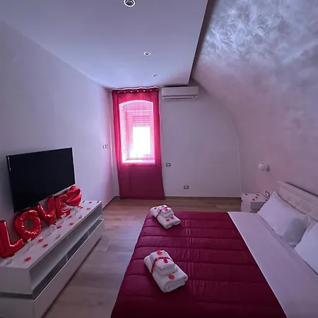 Mon - Guest house